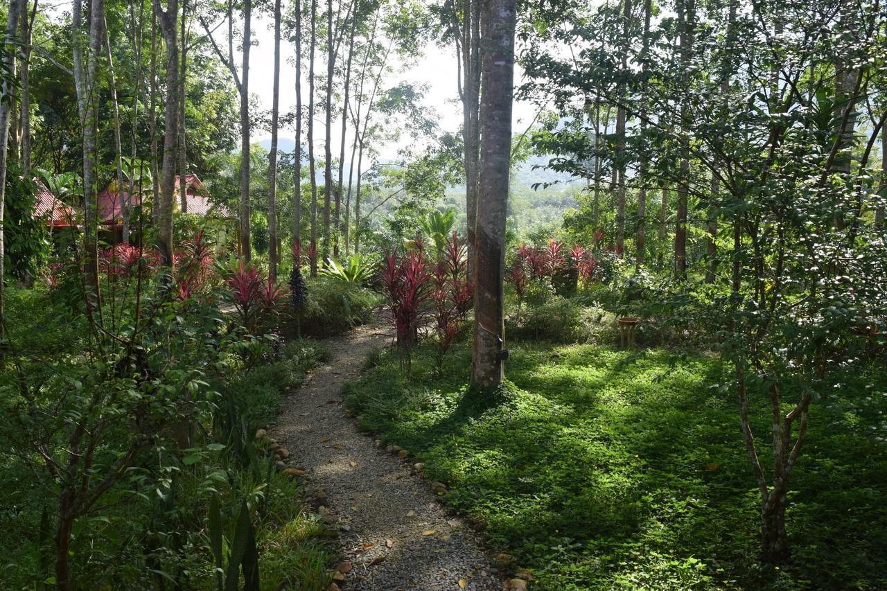 Manora Garden Hotel Phang Nga Bagian luar foto